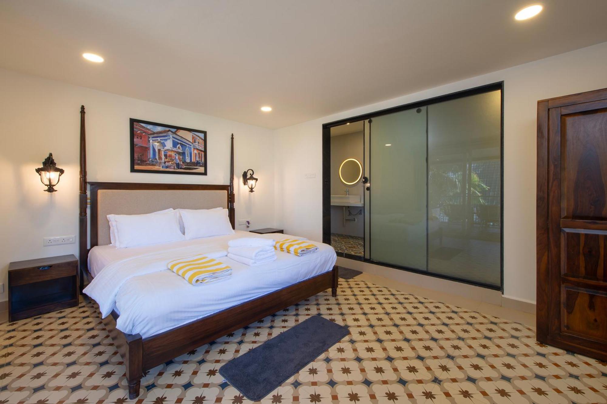 The Rose Goa Beach Resort Агонда Экстерьер фото