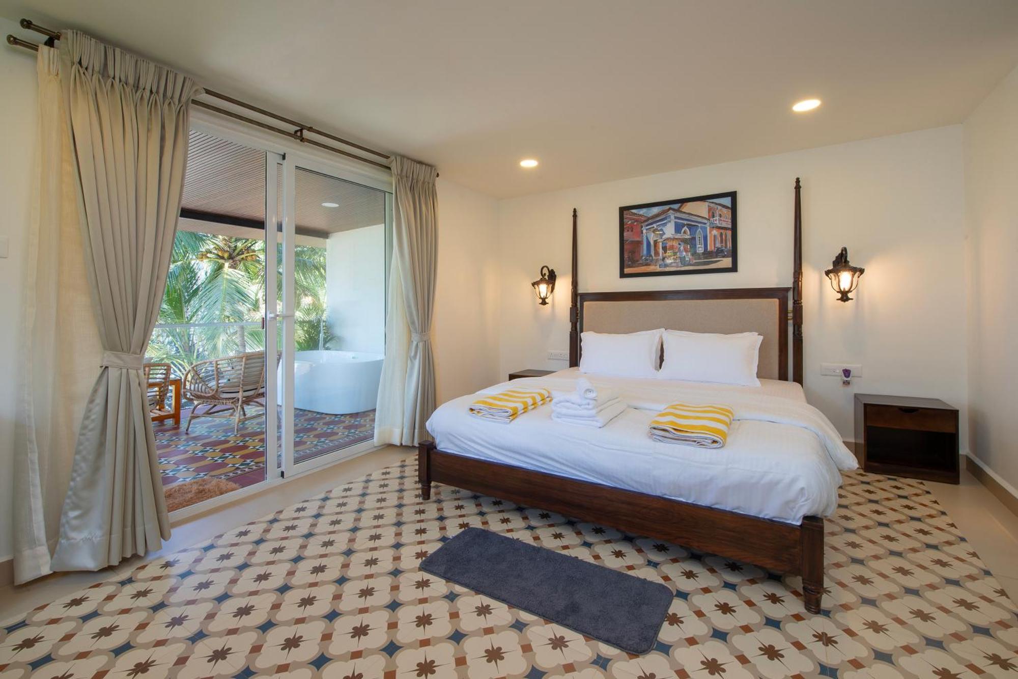The Rose Goa Beach Resort Агонда Экстерьер фото